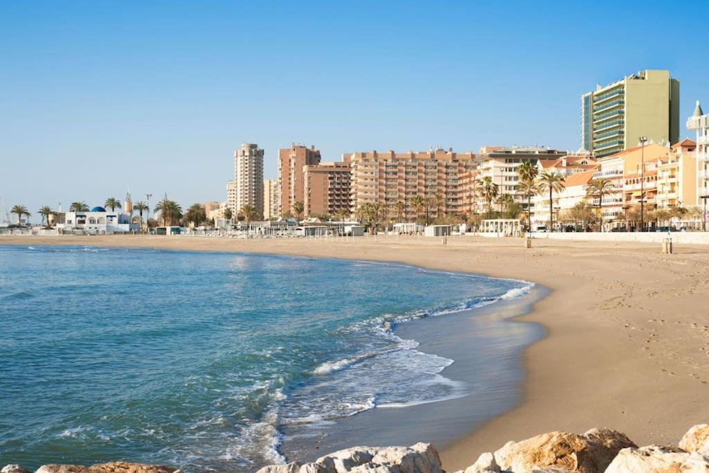 Lux 2 Kmr App Stella Blanca Met Zwembaden Airco En Zeezicht Lejlighed Fuengirola Eksteriør billede