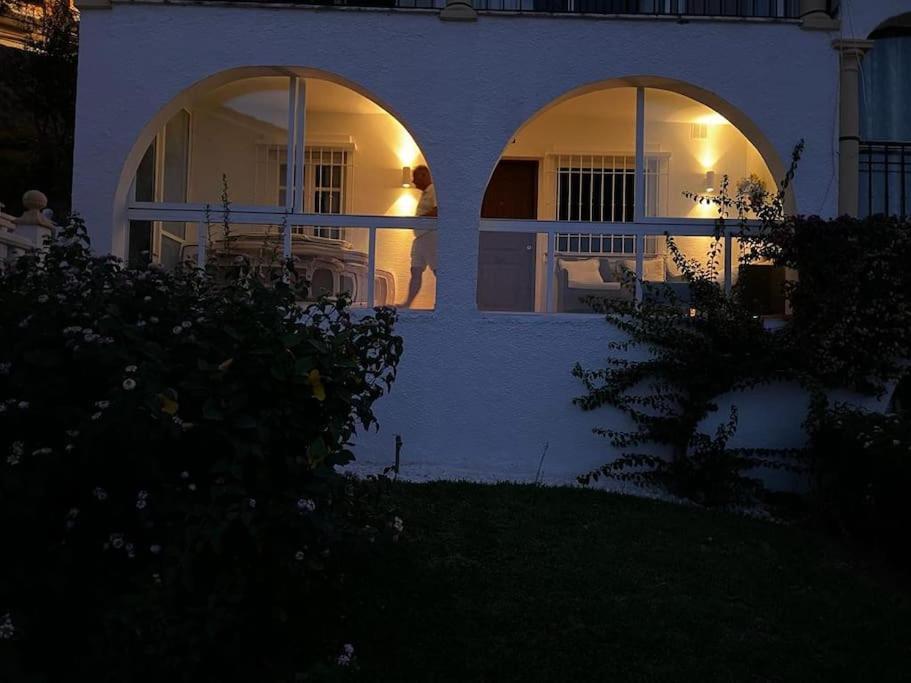 Lux 2 Kmr App Stella Blanca Met Zwembaden Airco En Zeezicht Lejlighed Fuengirola Eksteriør billede