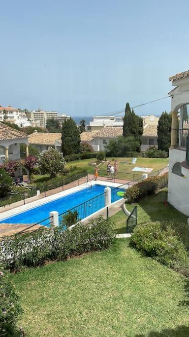 Lux 2 Kmr App Stella Blanca Met Zwembaden Airco En Zeezicht Lejlighed Fuengirola Eksteriør billede